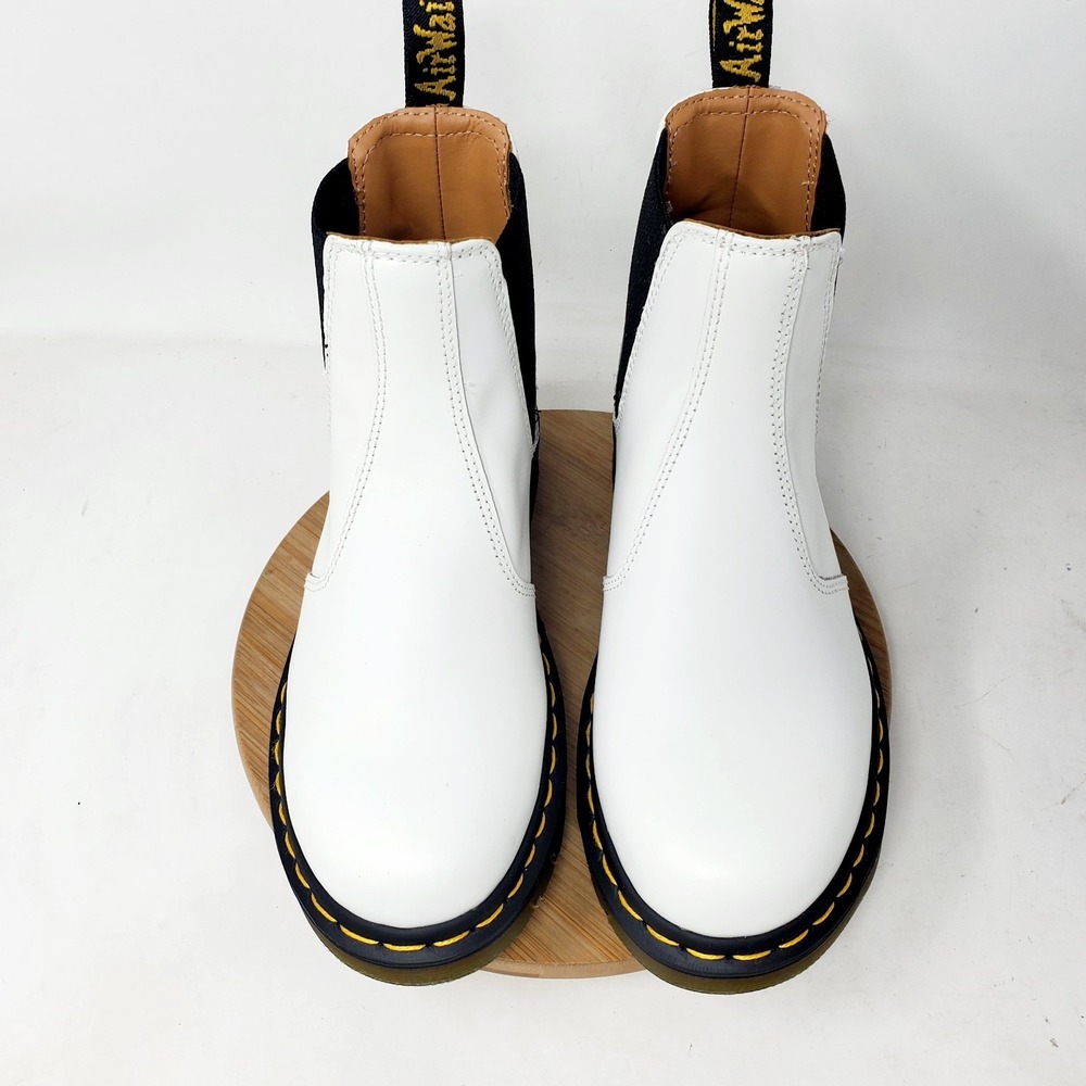 Dr Martens 2976 Chelsea Boots Womens 7 White Leather Punk Goth Shoes - Picture 4 of 12